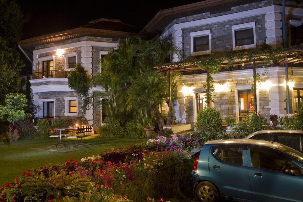 Trek-O-Tel Hotel โพคารา ภายนอก รูปภาพ