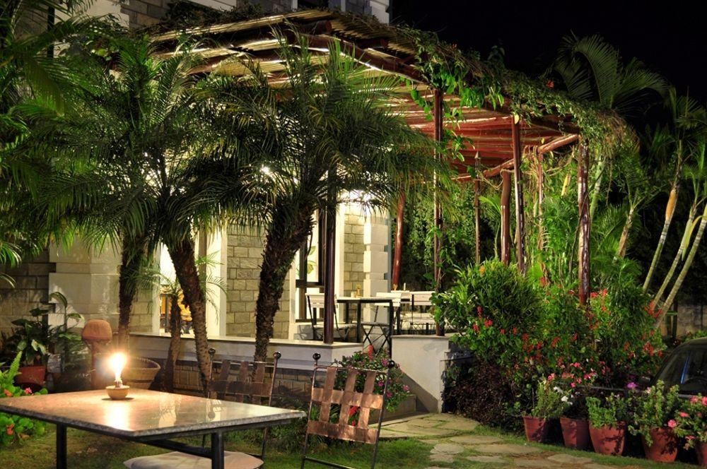 Trek-O-Tel Hotel โพคารา ภายนอก รูปภาพ