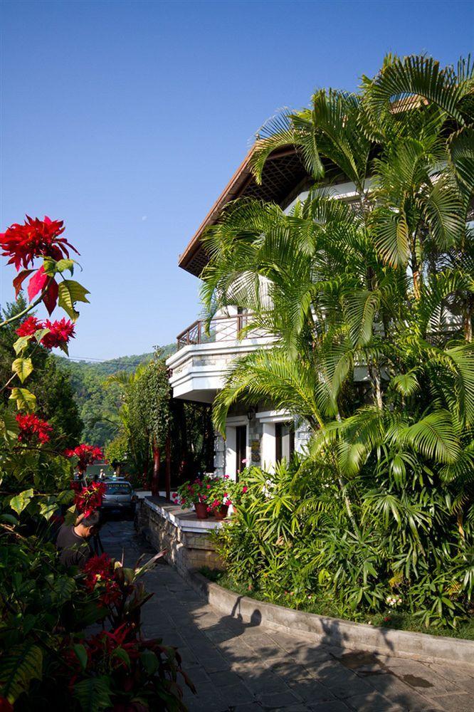 Trek-O-Tel Hotel โพคารา ภายนอก รูปภาพ