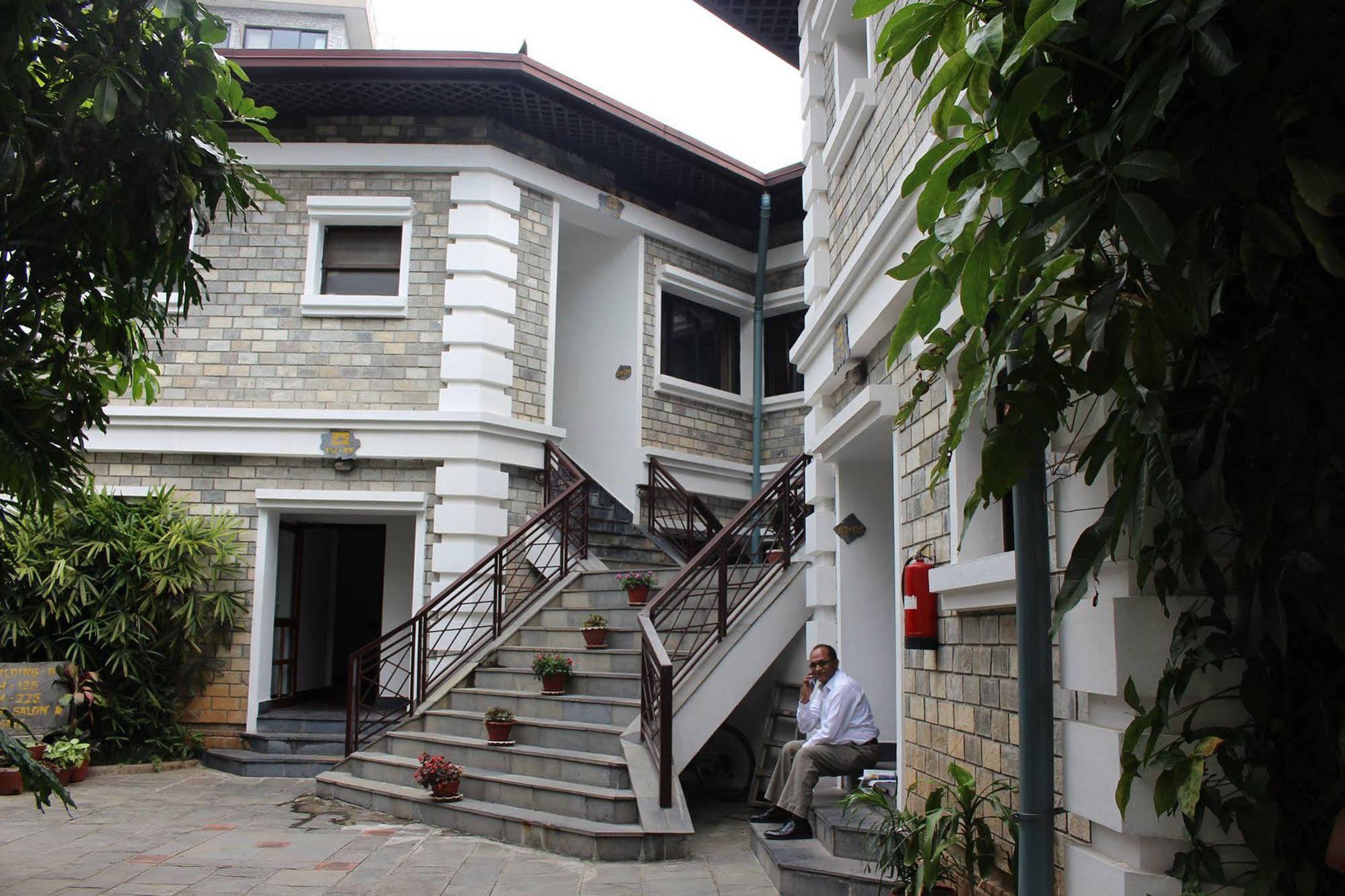 Trek-O-Tel Hotel โพคารา ภายนอก รูปภาพ